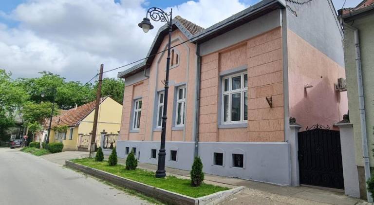 Bed & Breakfast Centar I
