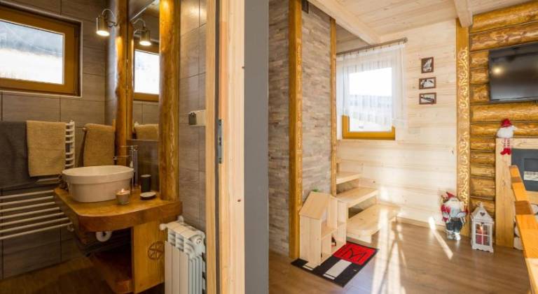 Chalet with barbecue & yard — photo 4