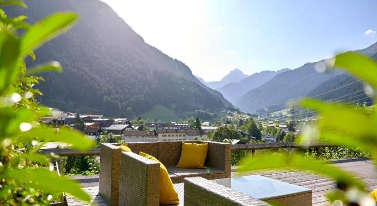 Holiday apartment with BBQ, terrace & sauna | Next to the ski | Dogs allowed — photo 2