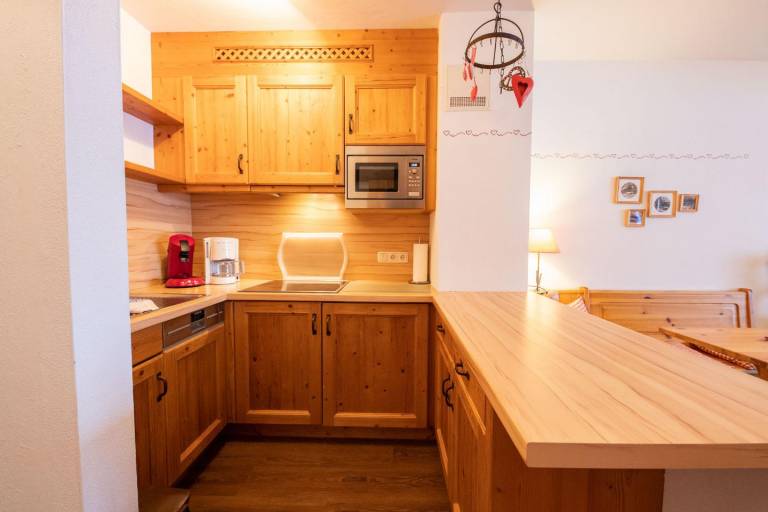 Cozy holiday apartment "Enzian" in the beautiful Zugspitz village Grainau — photo 2