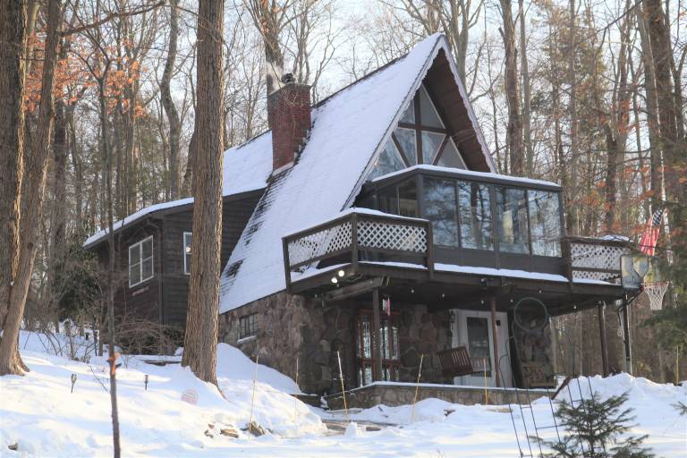 Cabin Kingston Township