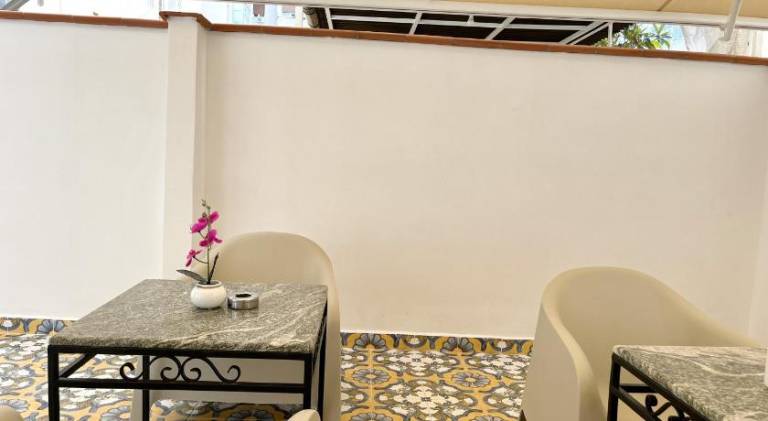 Vacation home with terrace | Near Church of the Gesù | Good for workation | Dogs allowed in Palermo