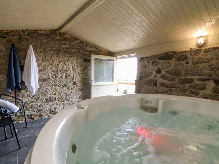 Cottage  Charlestown