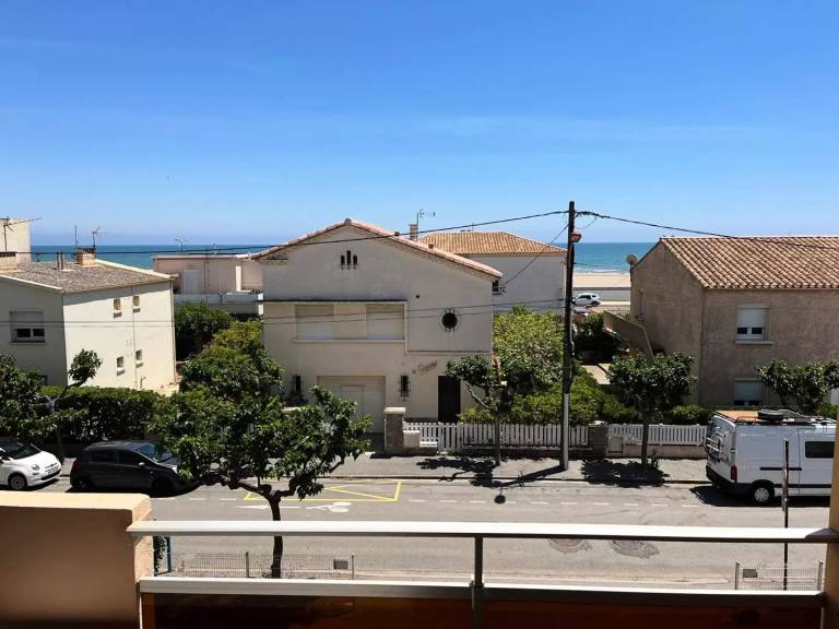 Capitol Residence - Standing 3-star Stopover – Sea View, Clim & Beach 100m in Narbonne