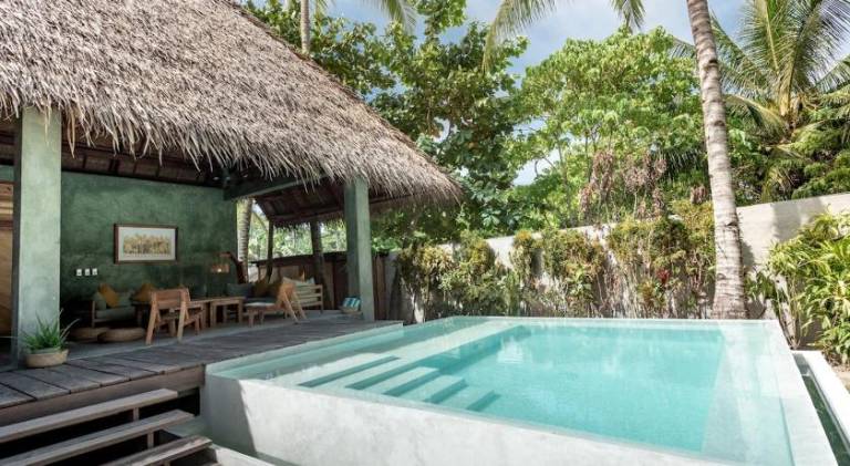Villa with pool in General Luna