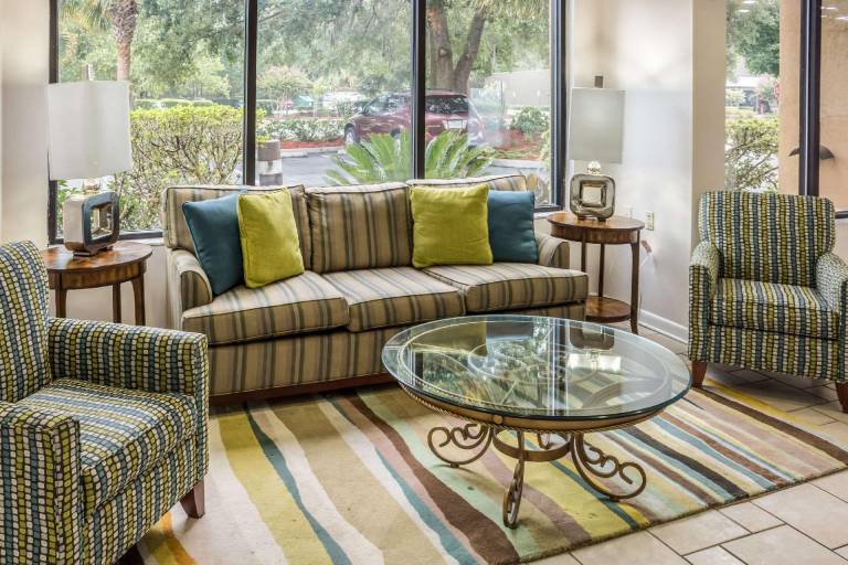 Econo Lodge Palm Coast Central — photo 4