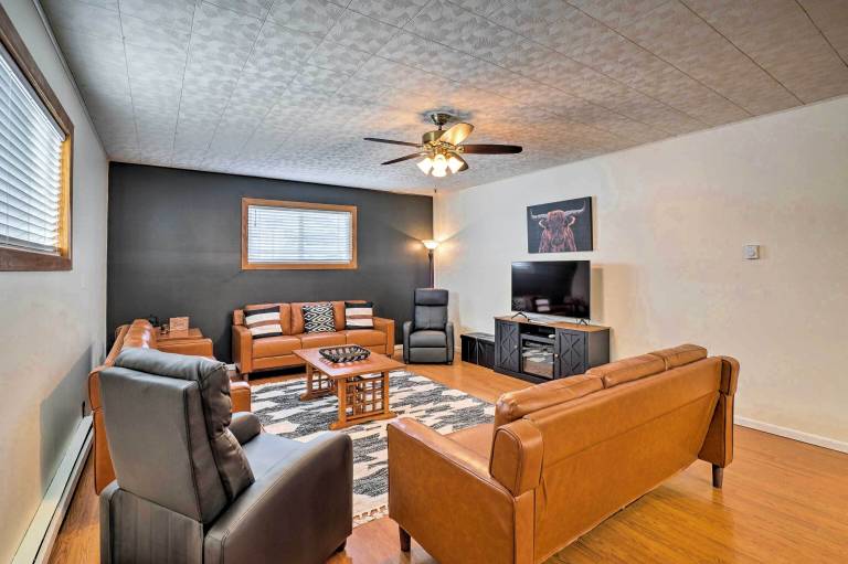 Condo  Medora