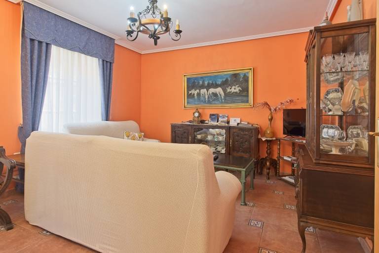 Holiday Home 'La Cuadra I I' with Mountain View, Shared Terrace and Wi-Fi in León