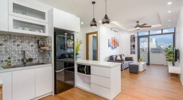 Pleasant serviced apartment with patio | Close to the beach | Pets allowed — photo 3