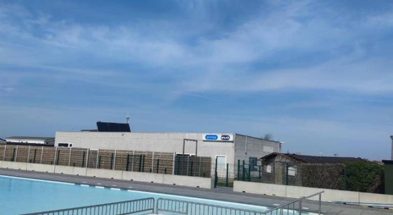 Przytulny domek holenderski z podgrzewanym odkrytym basenem do dyspozycji gosci — photo 3