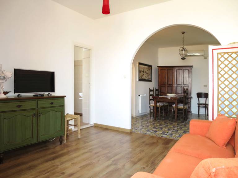 Fully equipped ample house with barbecue & terrace | Sea view | Dogs allowed — photo 4