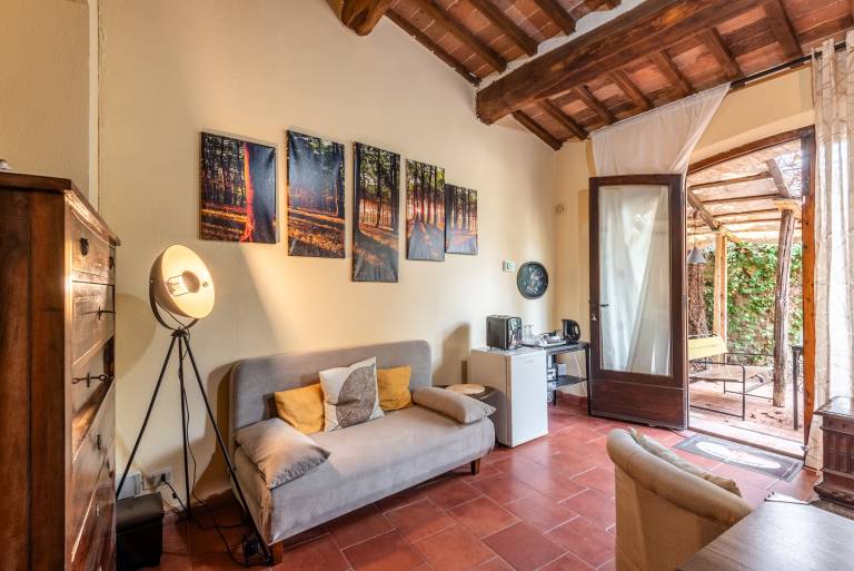 'Arco - Antiche Dimore' with Shared Pool, Wi-Fi, and Air Conditioning — photo 2