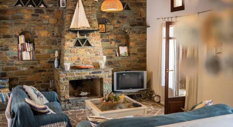 Villa with garden, terrace & private pool | Suitable for remote work — photo 2