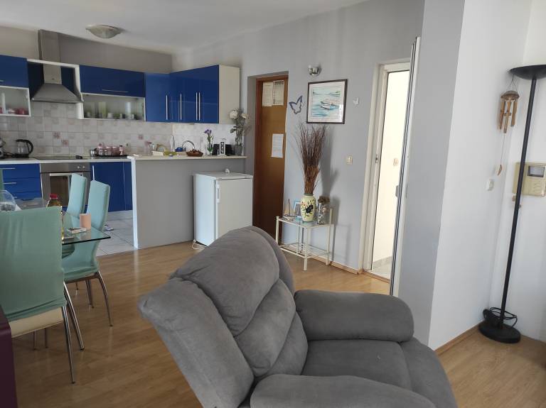Fully equipped lovely rental apartment with grill & patio | Sea view | Beach nearby | Pets are welcome — photo 4