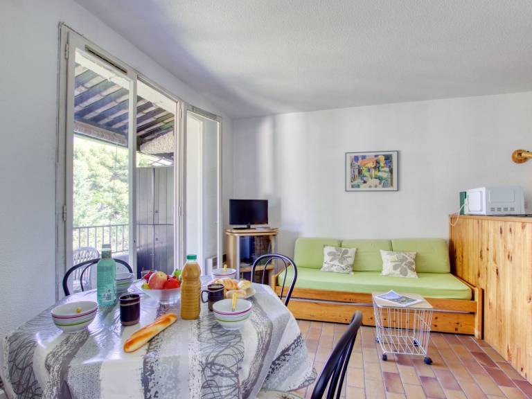 Apartment with patio | Sea view — photo 4