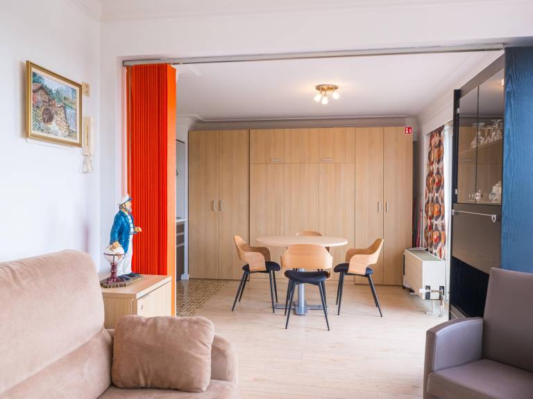 Cozy studio on the 5th floor with terrace in Middelkerke