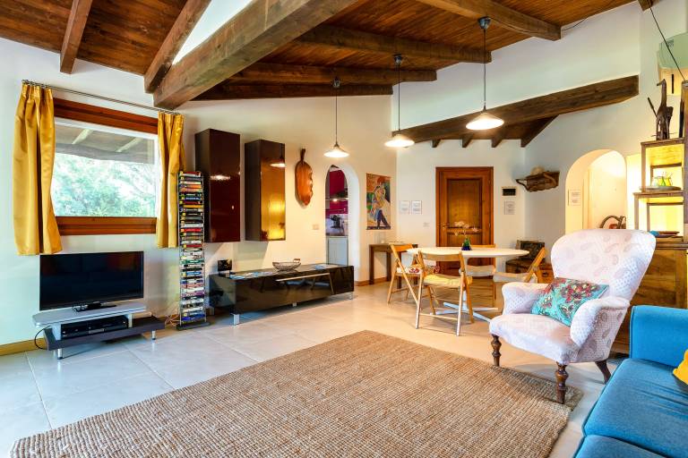Holiday Home 'Medit' with Private Terrace, Wi-Fi and Air Conditioning — photo 4