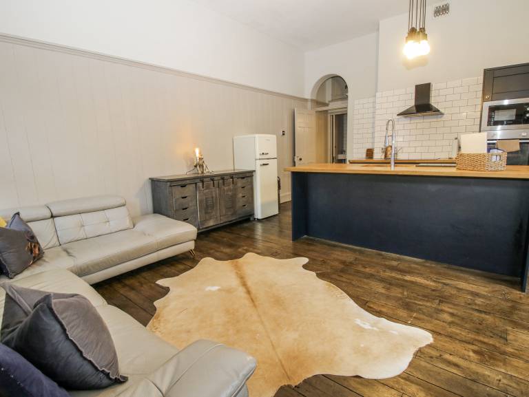 Family-oriented lovely cottage | Pets allowed — photo 4