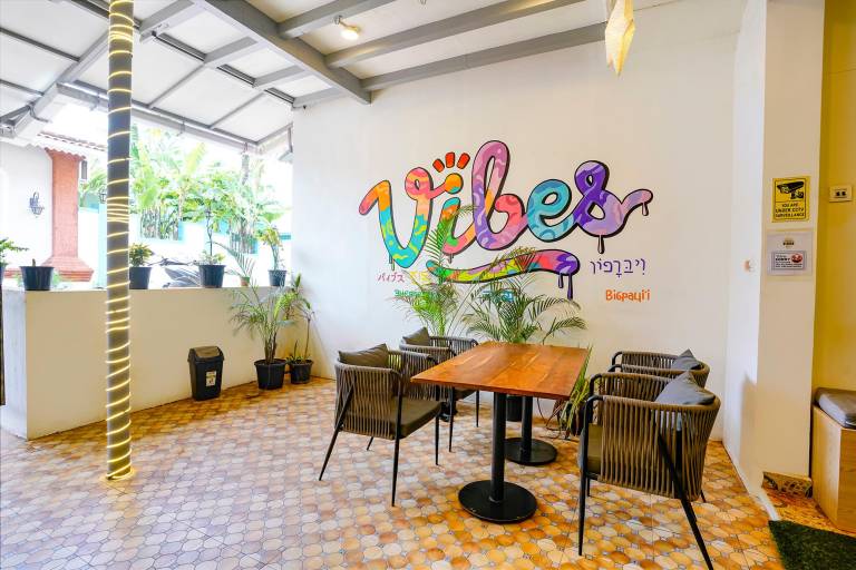 Vibes Hotel — photo 2
