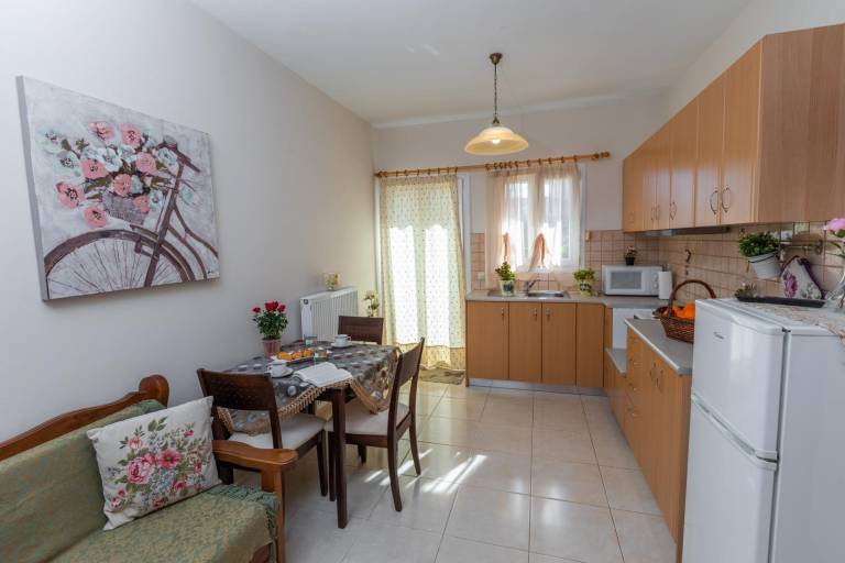 Charming rental apartment with yard & terrace | Good for workation | Pet-friendly — photo 4