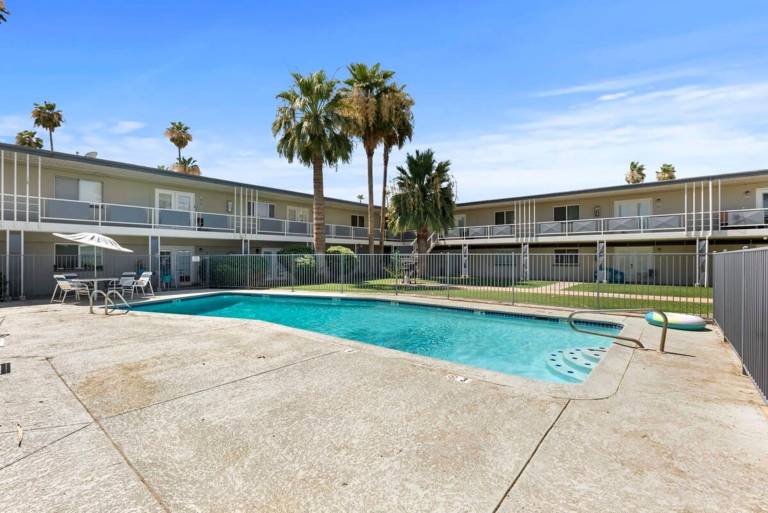 2BD Walk Out To Pool Old Town Scottsdale Paradise — photo 5