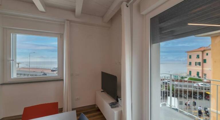 VILLA CADIZ APARTMENTS VARAZZE — photo 4