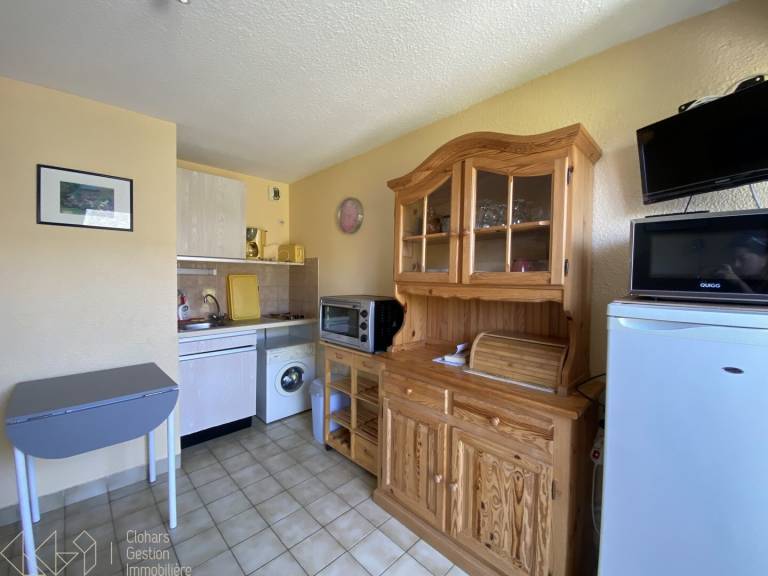 Holiday apartment with garden & barbecue — photo 4