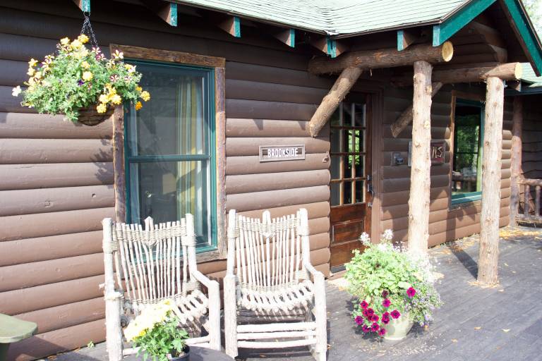 Cabin Lake Placid