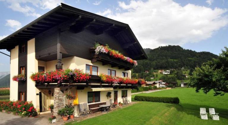 Farm with yard & patio | Pet-friendly in Woergl