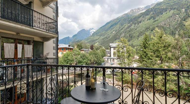 Holiday apartment with 2 rooms for 4 persons — photo 4
