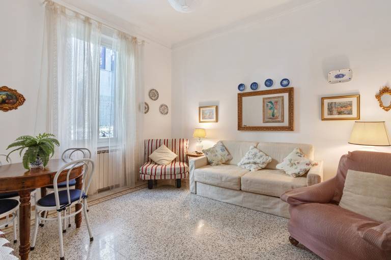 Seba House Apartment with Private Terrace, Wi-Fi and Air Conditioning in La Spezia