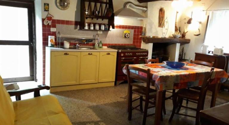 House with terrace, barbecue & yard — photo 3