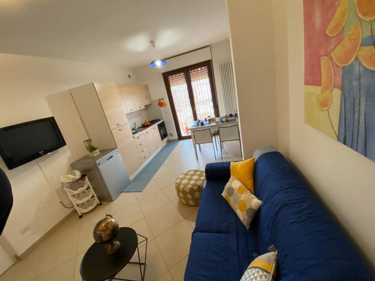 Apartment with 2 rooms for 6 persons — photo 3