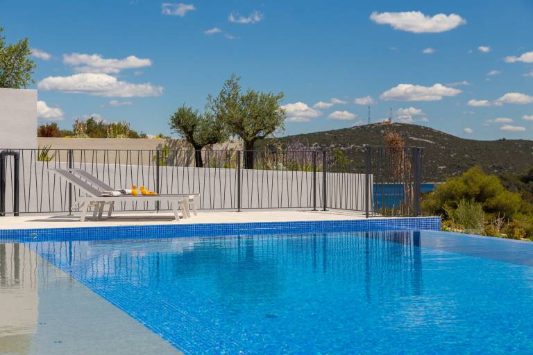 Luxury Villa Siesta with Pool — photo 5
