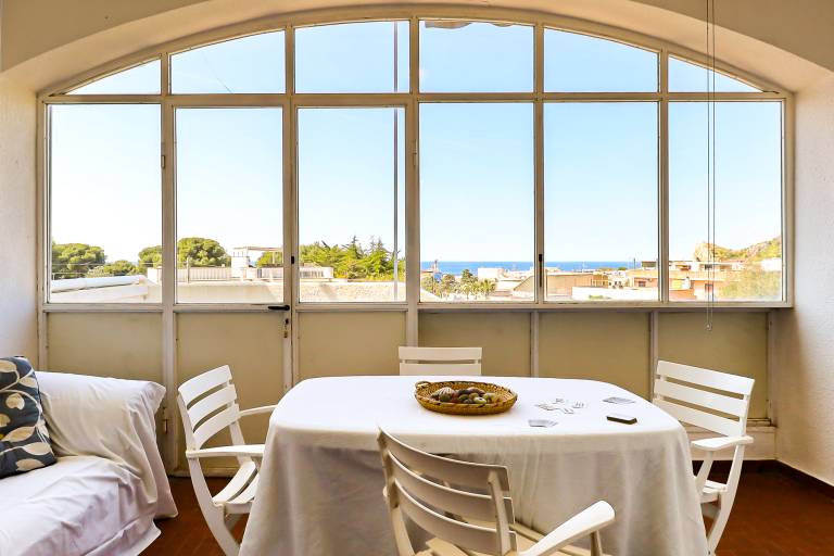 Villa with yard, grill & patio | Sea view in Gallipoli