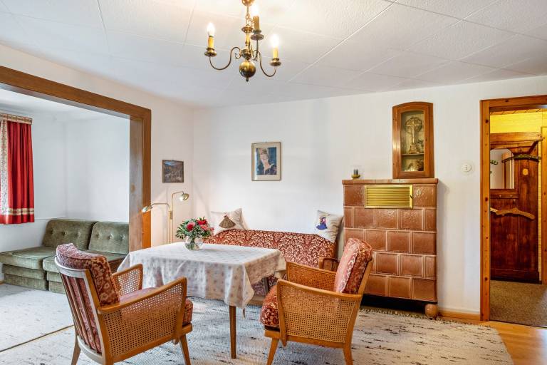 Apartment 'Hüsli' with Mountain Views, Shared Terrace, and Wi-Fi — photo 5