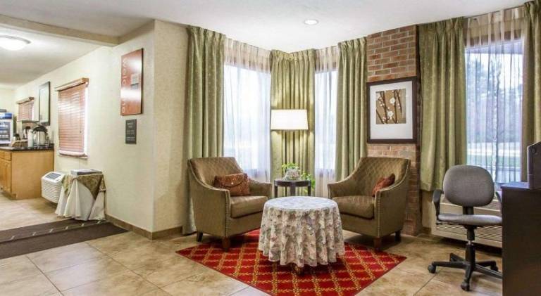 Quality Inn Macomb near University Area — photo 3