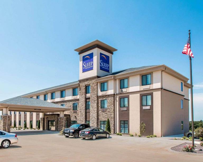 Sleep Inn & Suites Hannibal West in Hannibal, MO