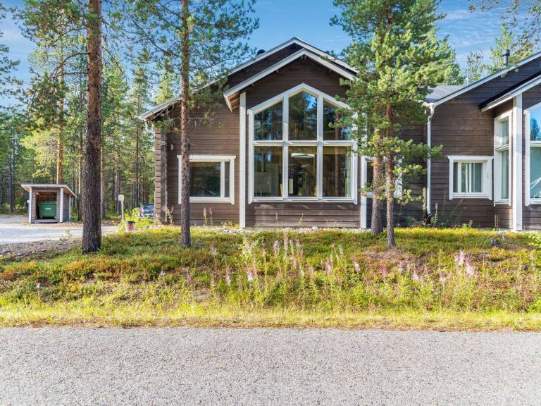 Vacation home with sauna | Pets allowed in Kittilä
