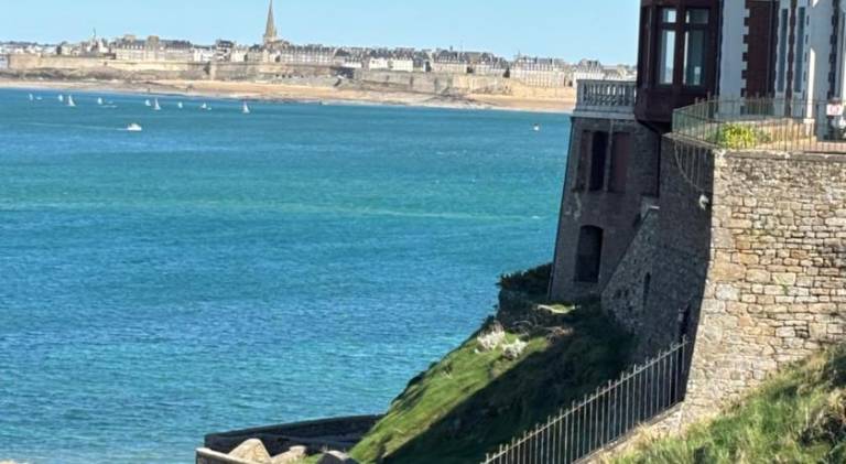Apartment with garden | Perfect for remote work in Dinard