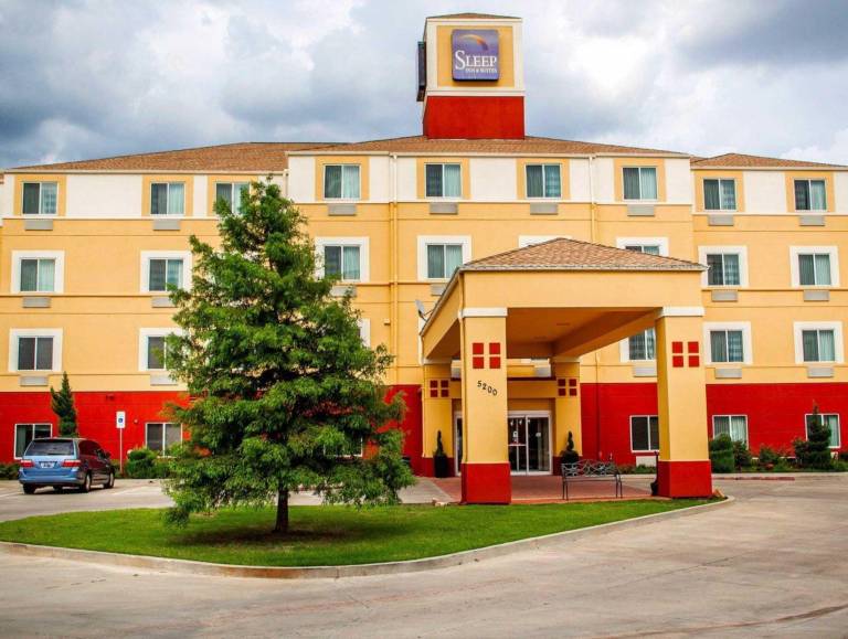 Sleep Inn & Suites Oklahoma City Northwest in Oklahoma City, OK
