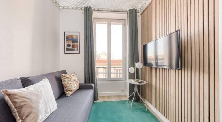 Apartment with 1 room for 4 persons in Bobigny