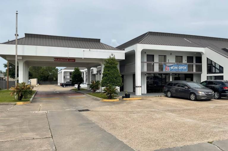 Motel 6 Baton Rouge LA East I 12