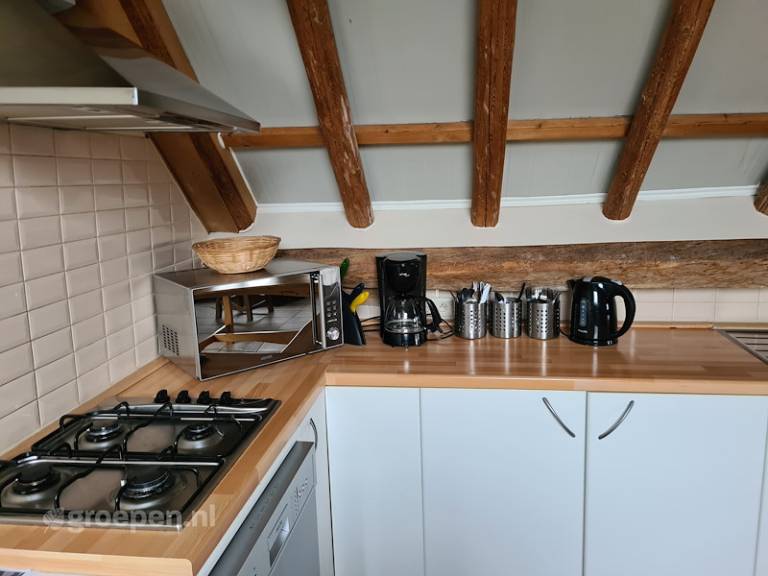 Fully equipped nice vacation home with patio | Pets allowed — photo 4