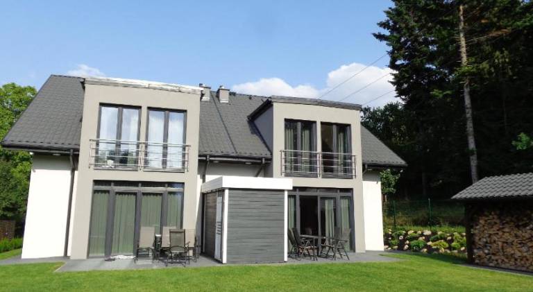 Chalet with sauna, patio & barbeque in Szczyrk