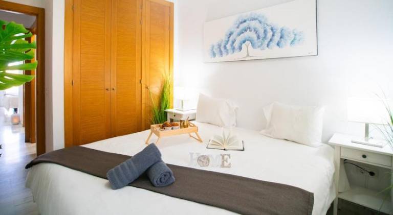 Apartment with pool & terrace | Pet-friendly — photo 2