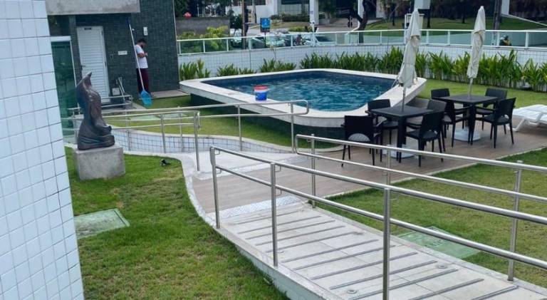 Rental apartment with pool — photo 5