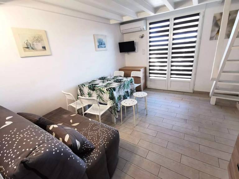 Vacation home with 2 rooms for 6 persons — photo 3