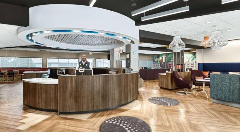 Tru by Hilton Savannah Midtown — photo 2