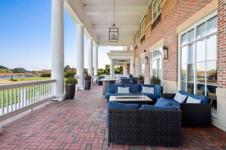 Hilton Garden Inn Suffolk Riverfront — photo 3